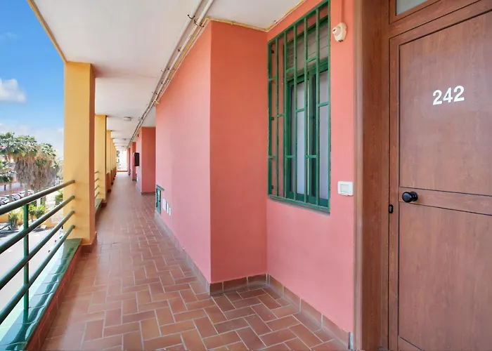 Halcon - * Costa del Silencio